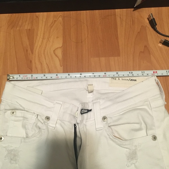Rag & Bone white distressed zipper capri jeans - Picture 7 of 10